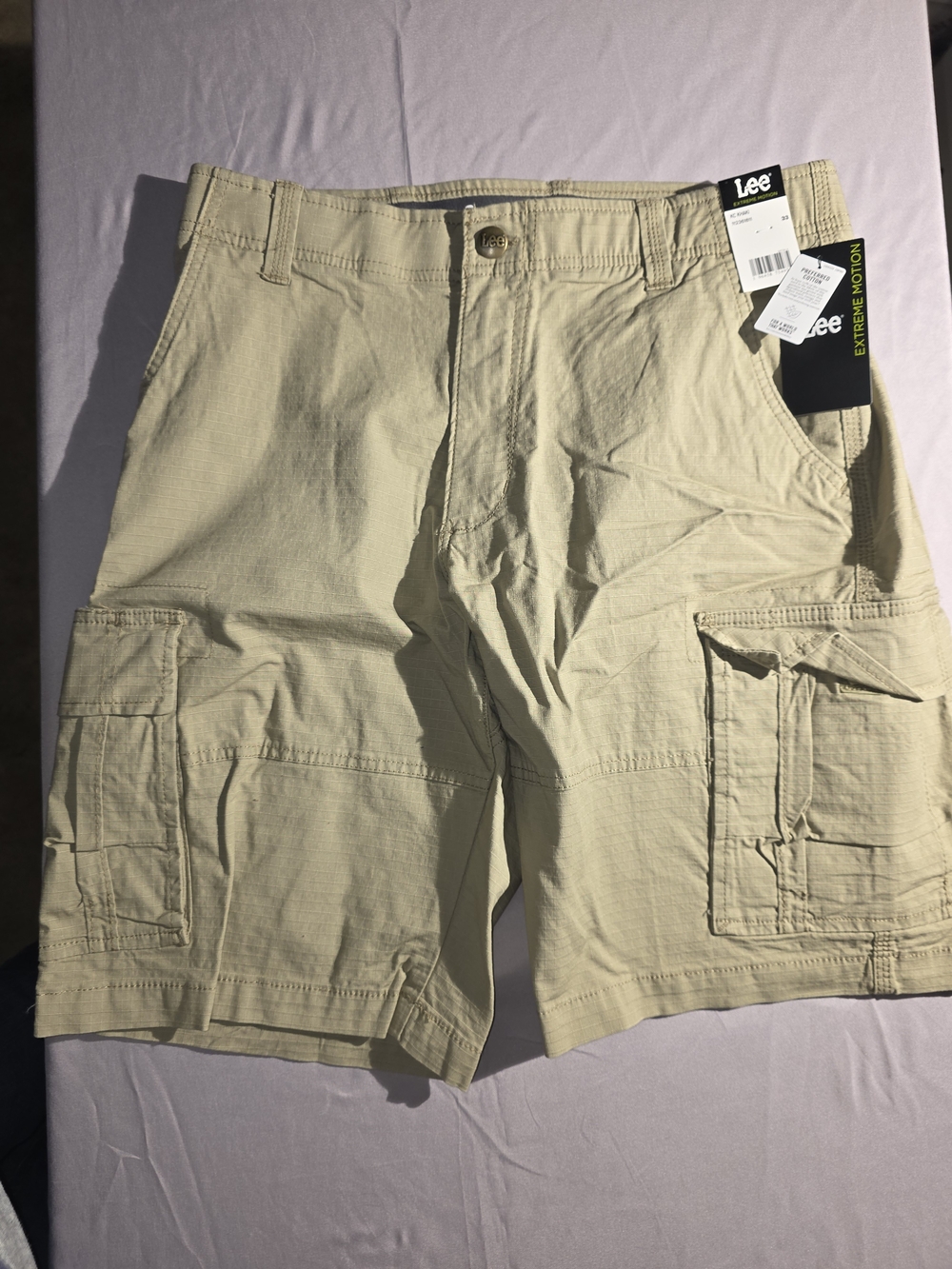Lee Men's Cargo Shorts Beige 10" Inseam, Comfort Waistband